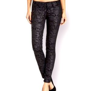 Seven7 Black Lace Texture Skinny Pants Size 16 (fits like an 18)